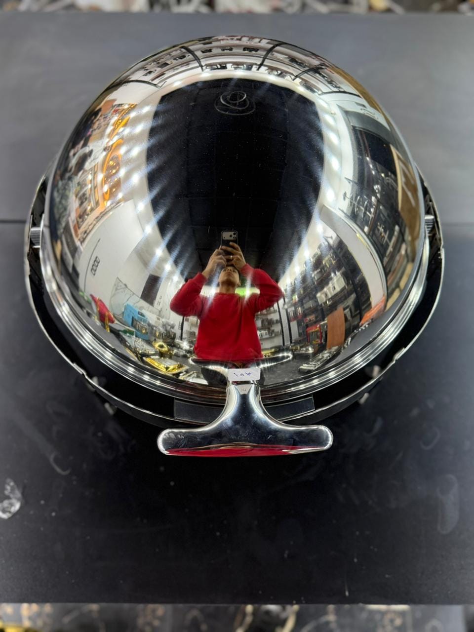 WhatsApp Image 2026-01-26 at 3.29.46 PM Round spandrel with silver dome cover - Image 1